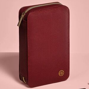 BK Beauty Travel Pouch NWOT
